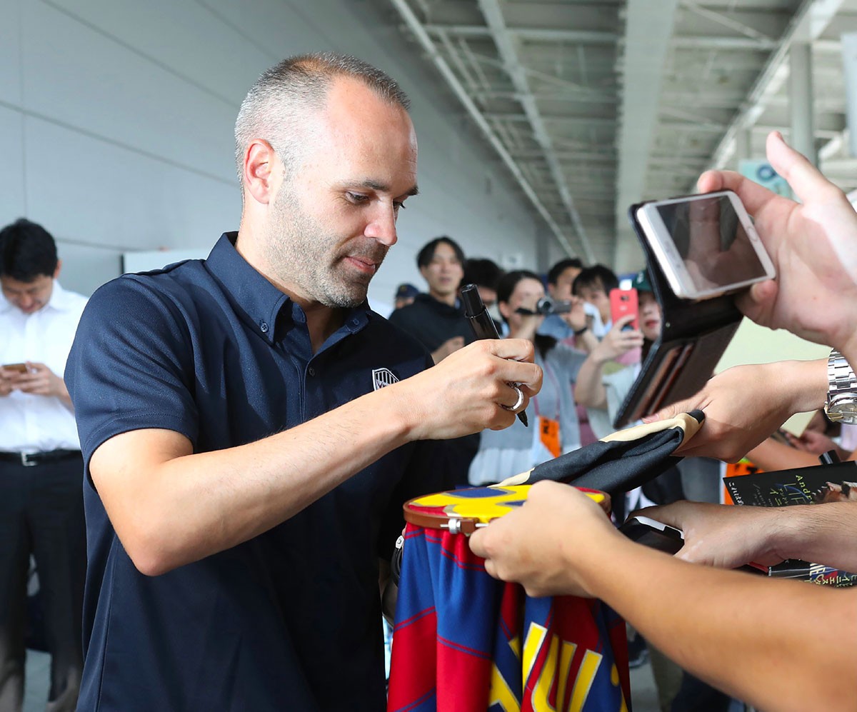Iniesta adresse une émouvante lettre ouverte aux supporters du Barça