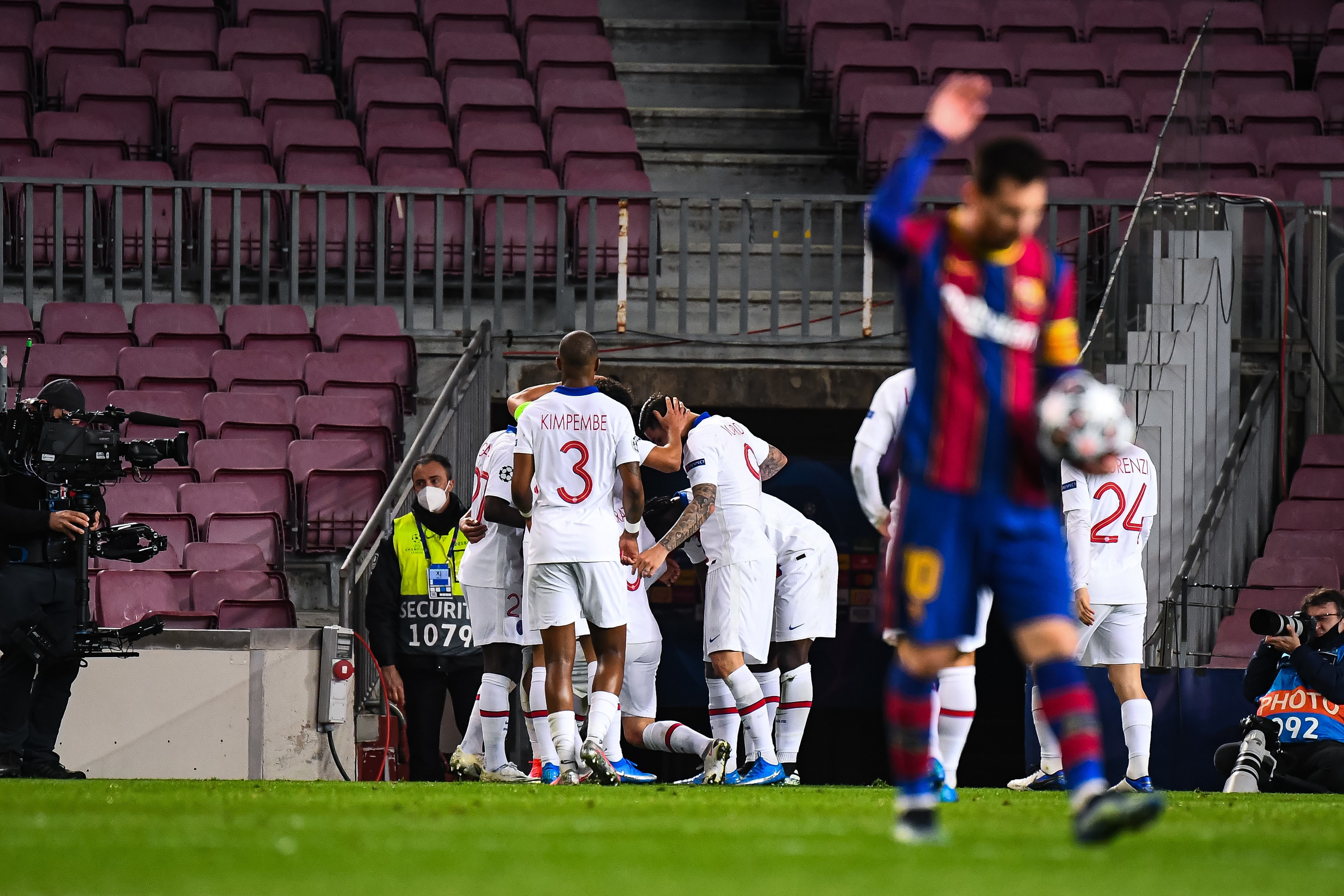 Un triplé de Mbappé fait sombrer le Barça au Camp Nou