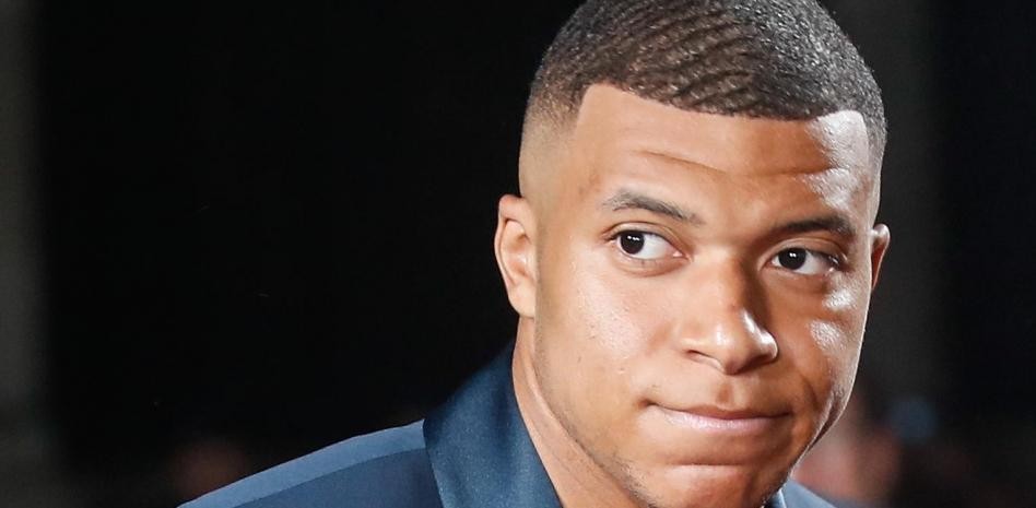 Kylian Mbappé, le Messi annoncé, malmené par Lewandowski